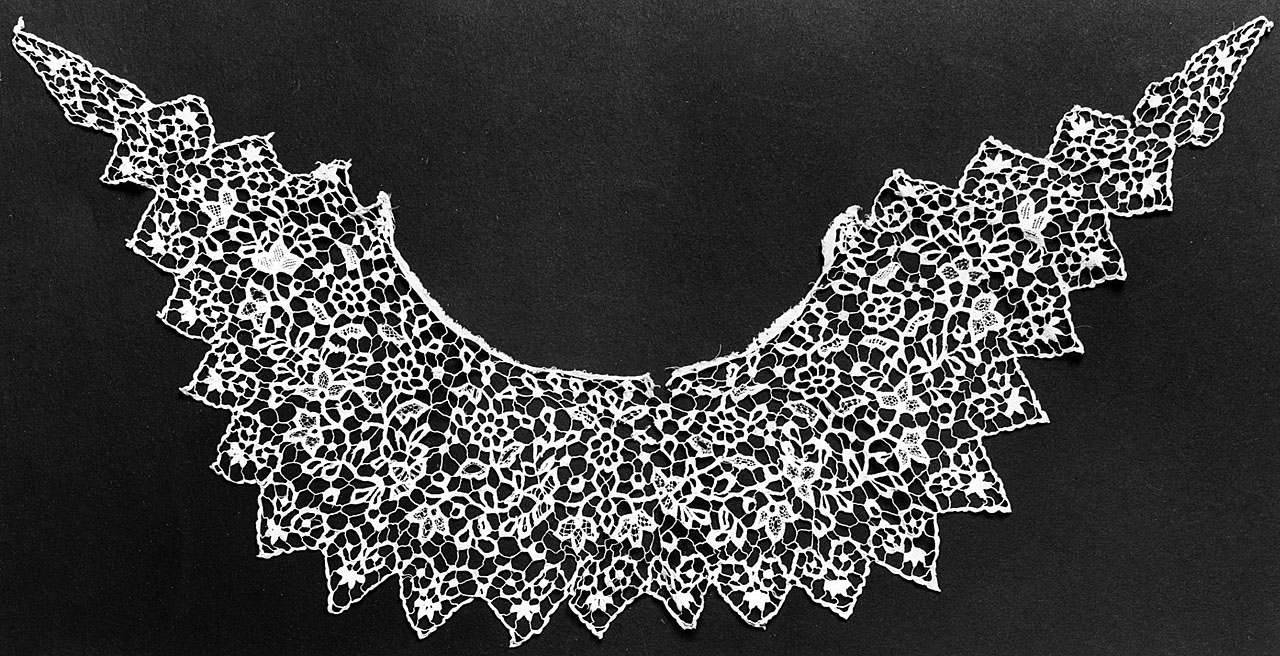 colletto - manifattura irlandese (seconda meta' sec. XIX)