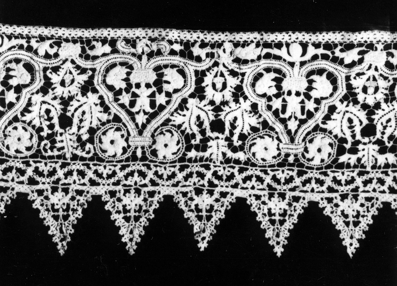 balza - manifattura italiana (ultimo quarto, seconda meta' sec. XVI, sec. XIX)