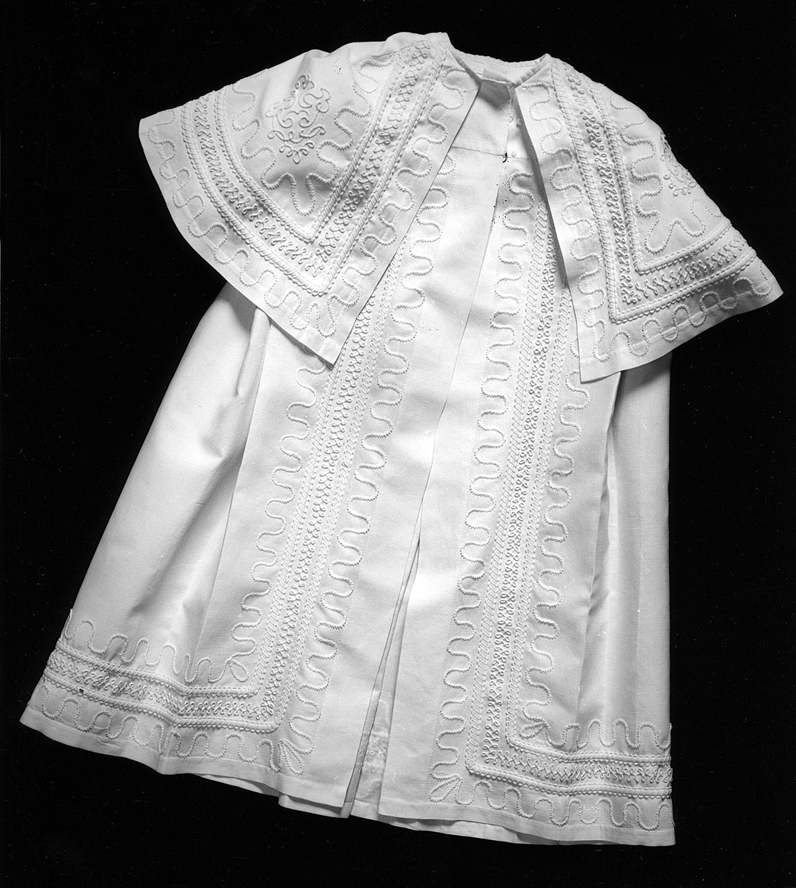 pellegrina - manifattura italiana (primo quarto sec. XX)