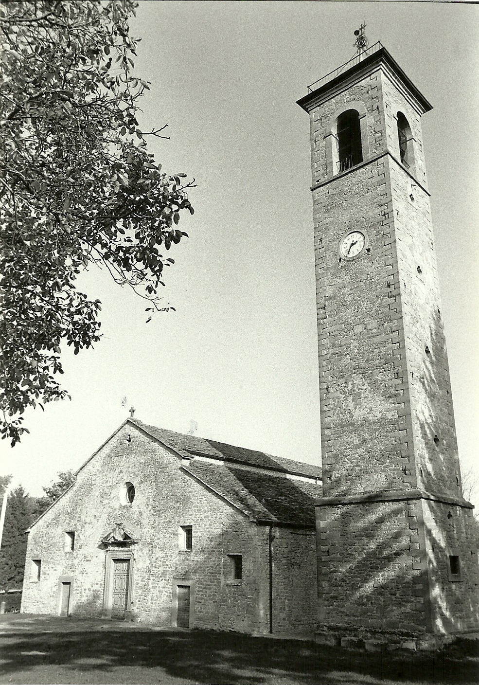 Chiesa dei Santi Ippolito e Cassiano (chiesa, parrocchiale) - Neviano degli Arduini (PR) 