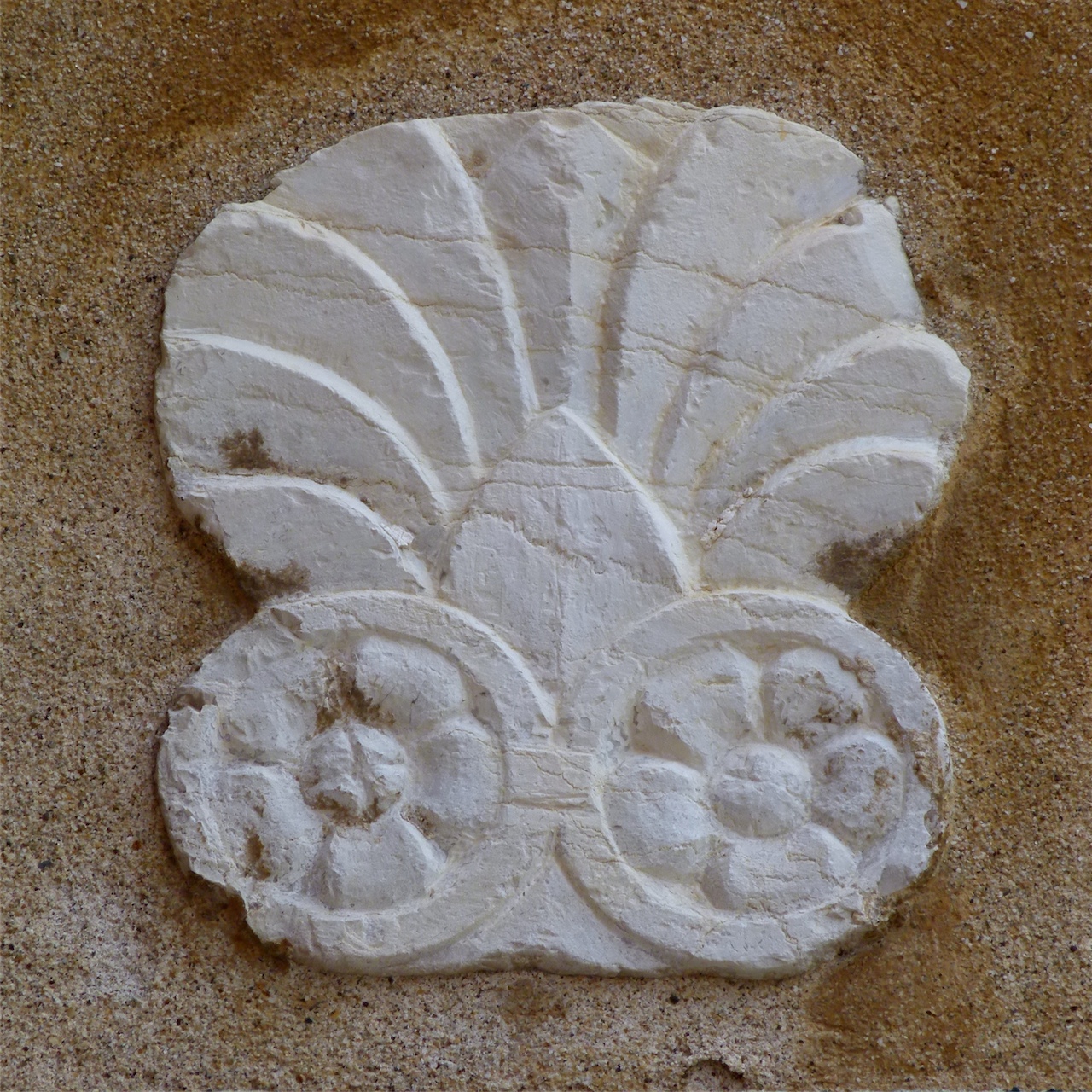 elemento decorativo (rilievo, frammento) - produzione veneziana (fine/ inizio secc. XV-XVI)