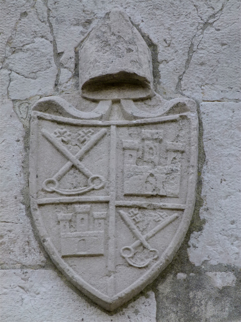 emblema (vescovado castellano) (rilievo, insieme) - produzione veneziana (prima metà sec. XV)
