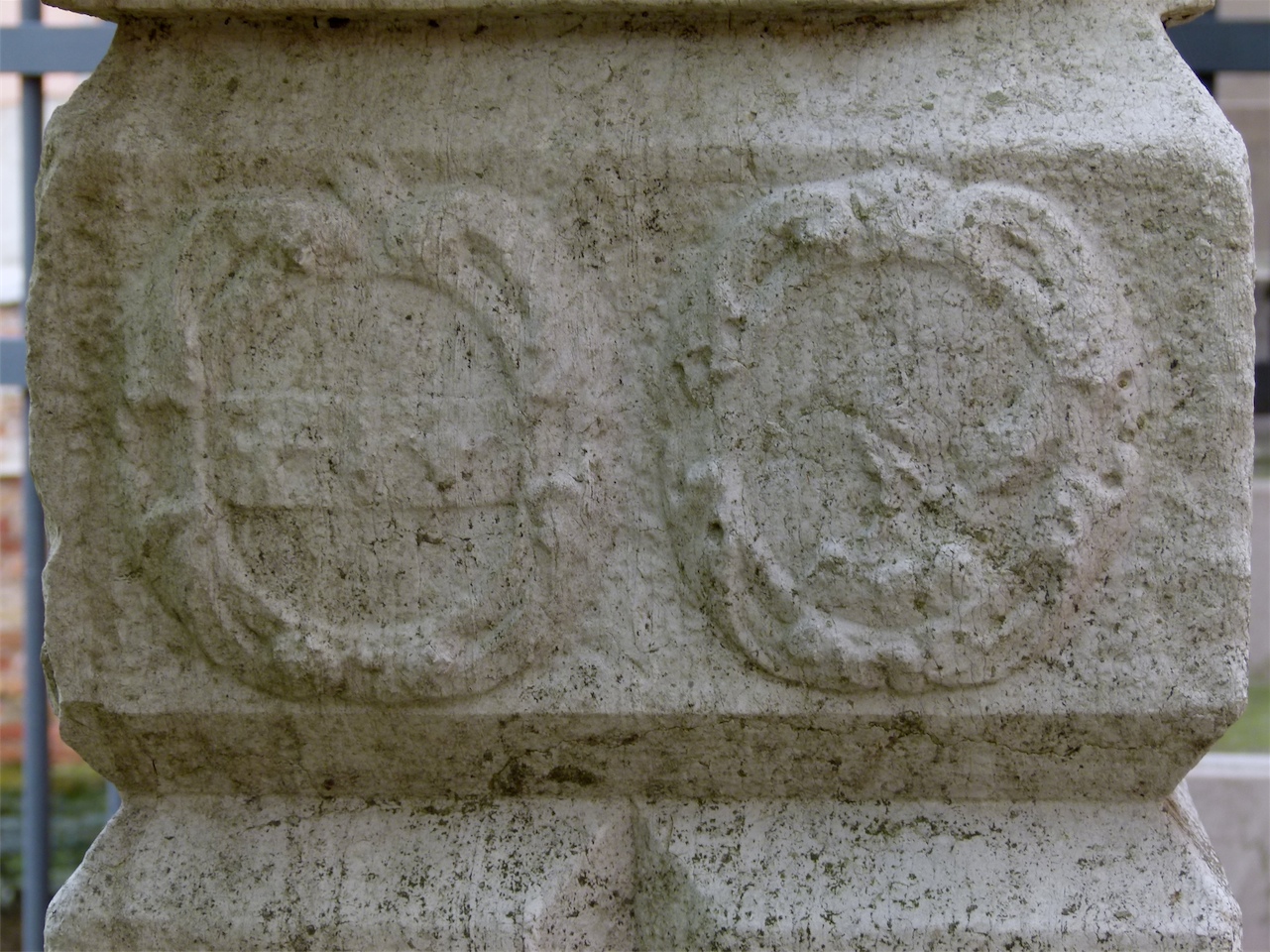 pilastro, opera isolata - produzione veneziana (terzo quarto sec. XVIII)