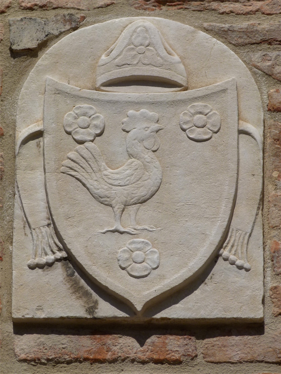stemma gentilizio famiglia Tommasini (rilievo, opera isolata) - ambito veneziano (sec. XX)