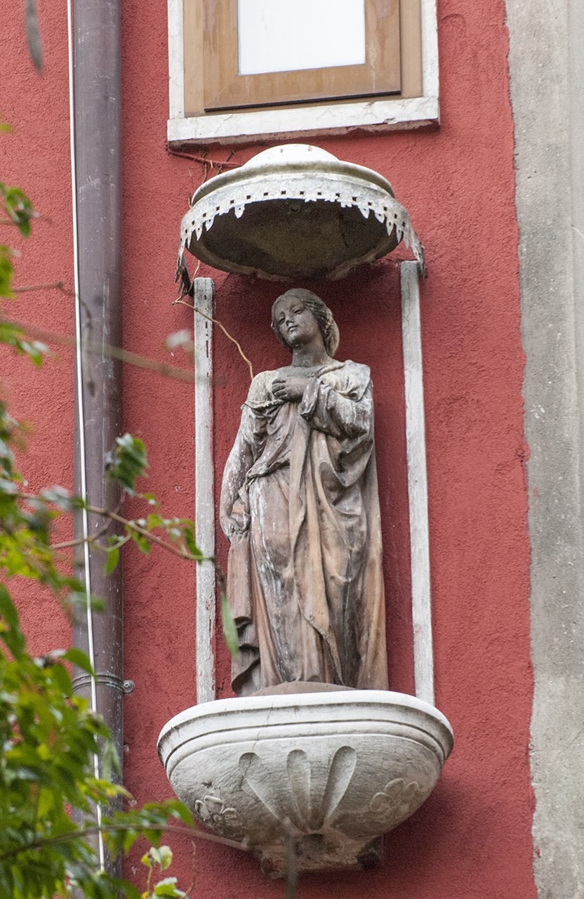 giovane donna (scultura, opera isolata) - ambito veneto (?) (secc. XIX-XX)