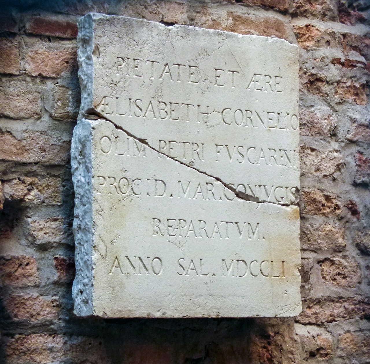 lapide, opera isolata - ambito veneziano (metà sec. XVIII)