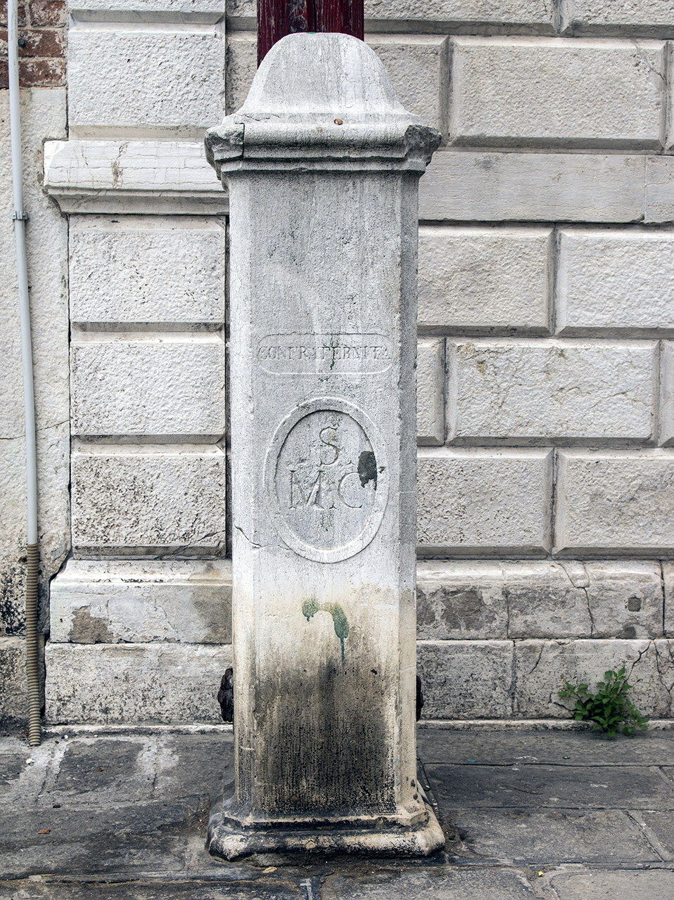 base per stendardo, opera isolata - ambito veneziano (sec. XVII)