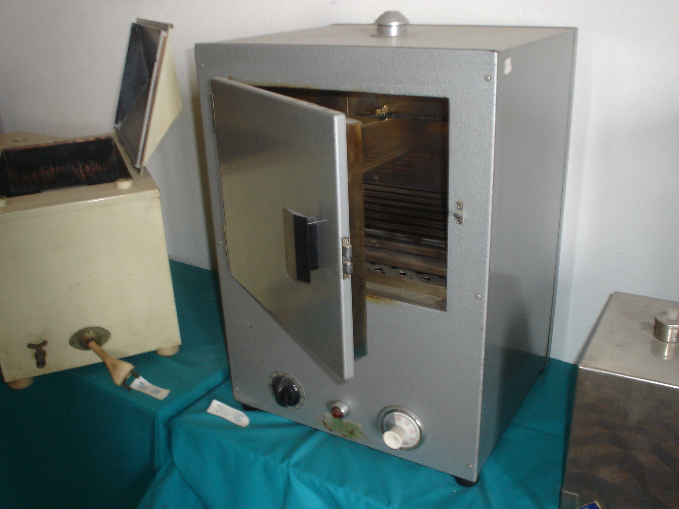 stufa, a secco (terzo quarto secolo XX)