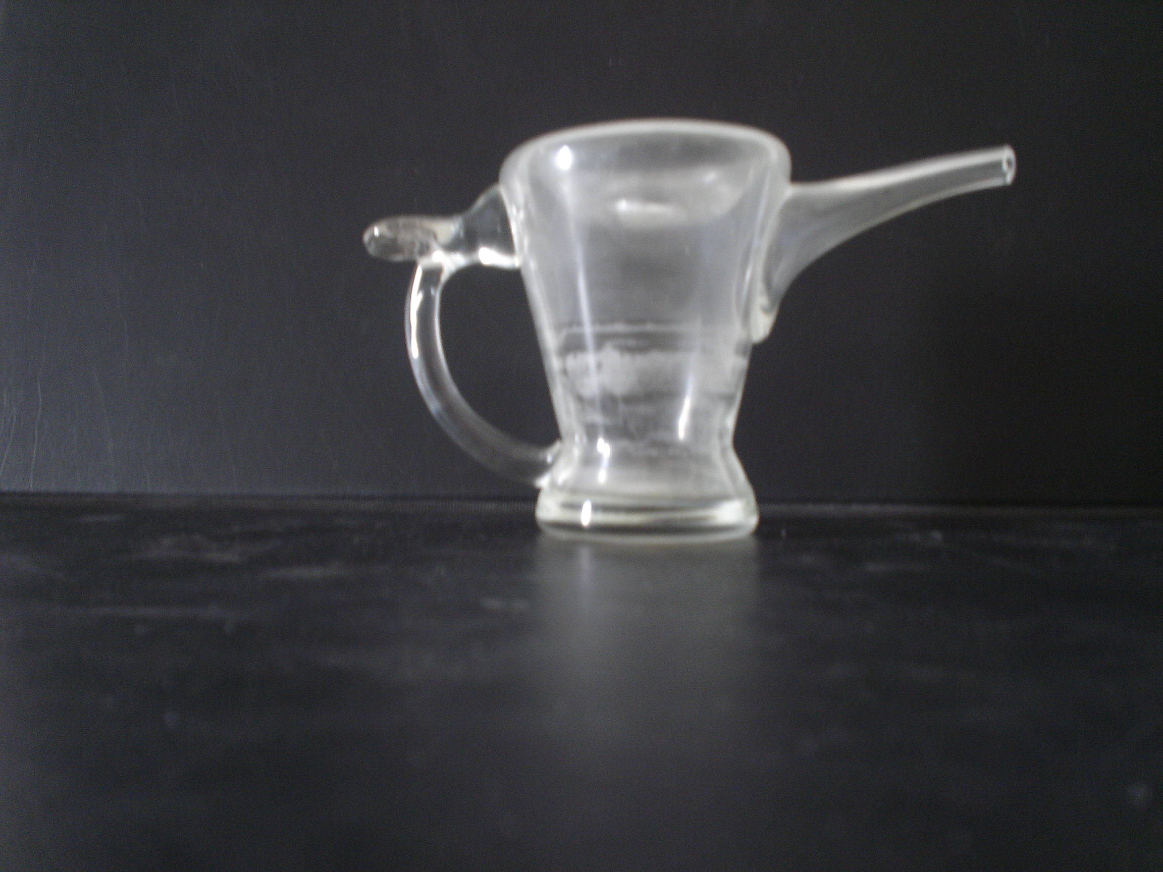 bicchiere, a beccuccio per malati (fine XIX secolo, inizi XX secolo)