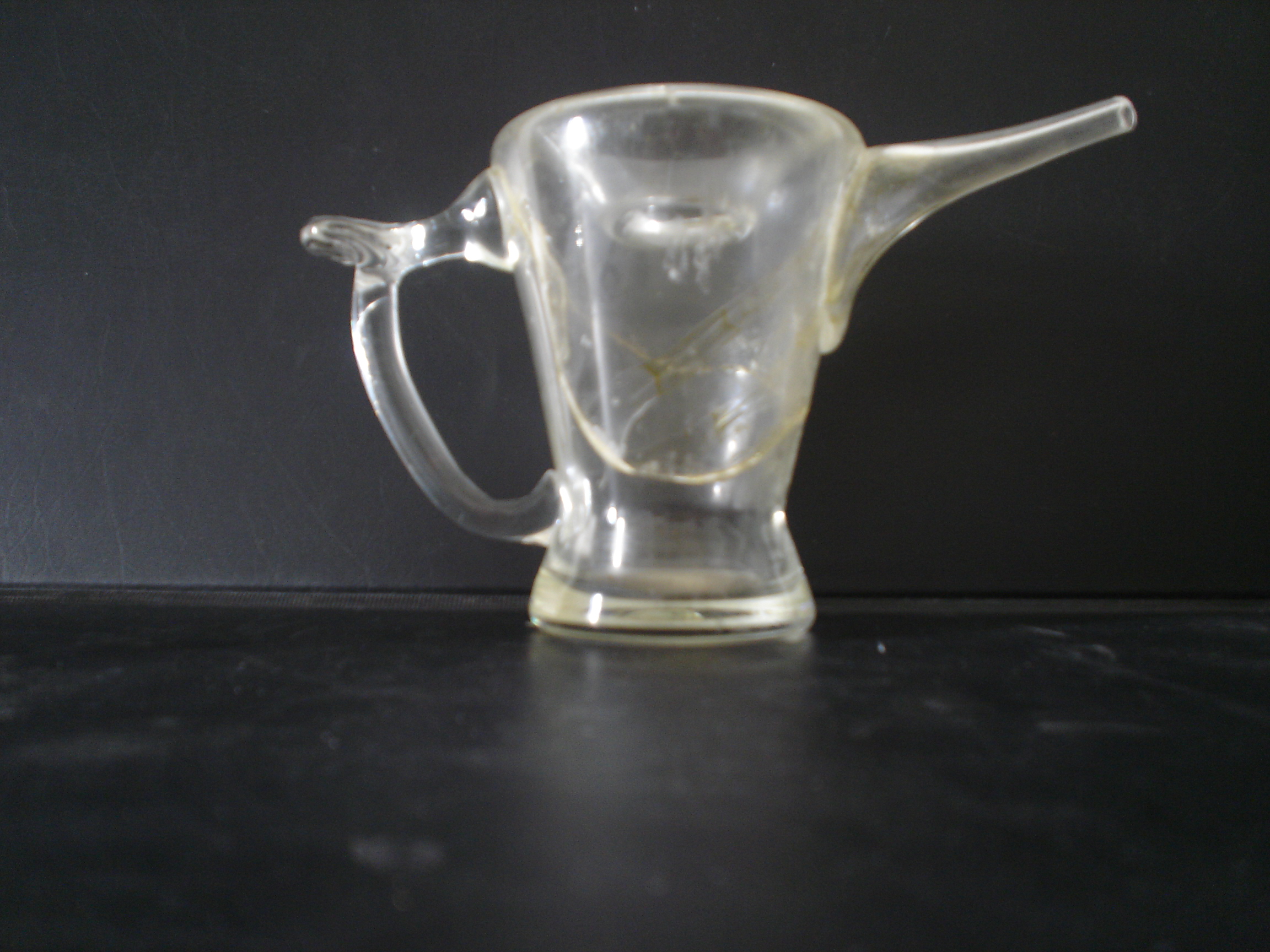bicchiere, a beccuccio per malati (Fine XIX-inizi XX secolo)