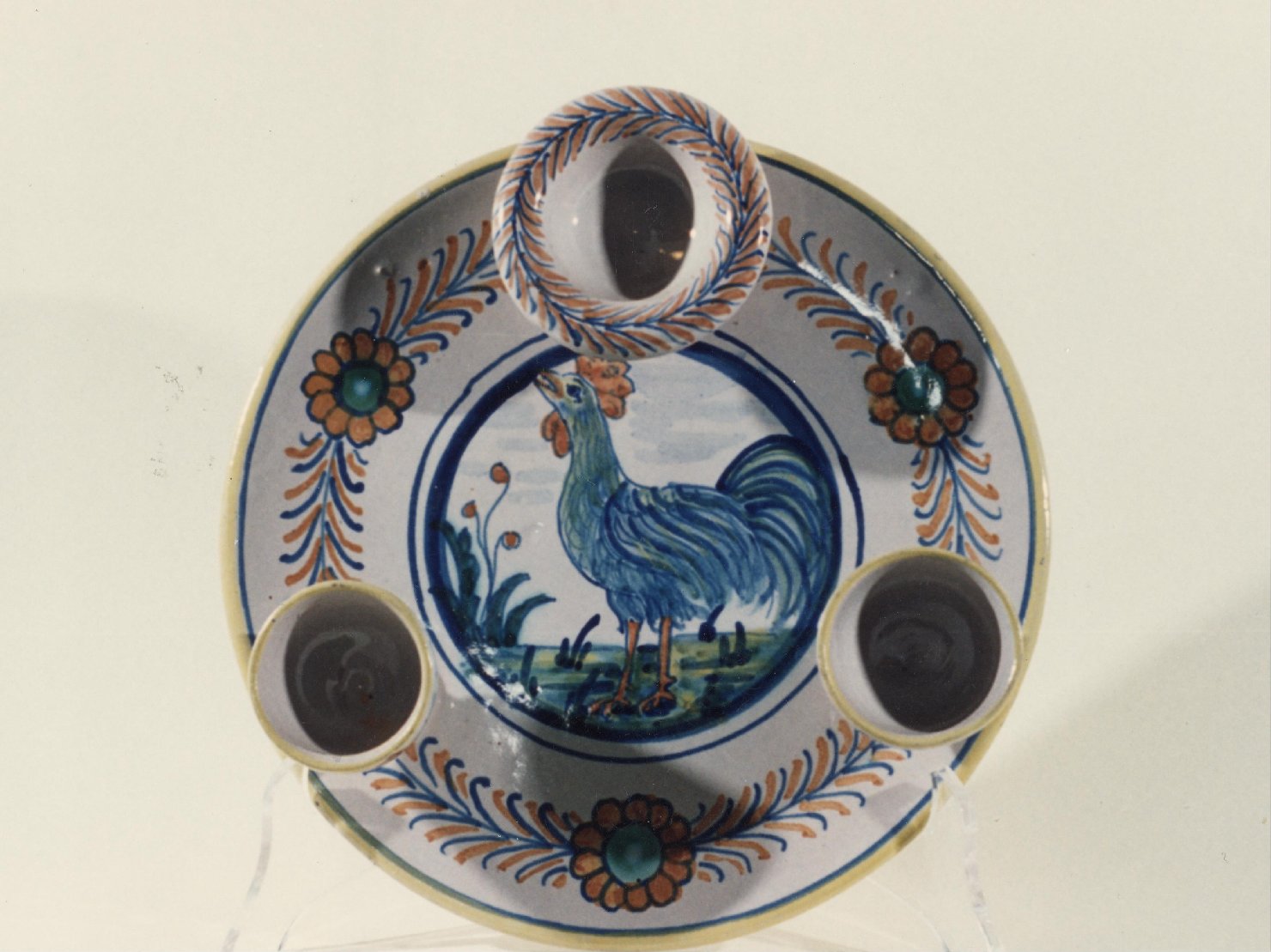 piattino portauovo - produzione Italia centrale (secc. XIX-XX)