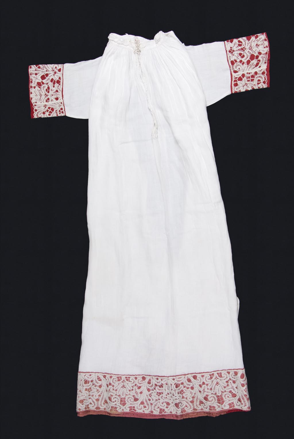 motivi decorativi floreali stilizzati (camice, opera isolata) - manifattura veneziana (terzo quarto, prima meta' sec. XVII, sec. XIX)