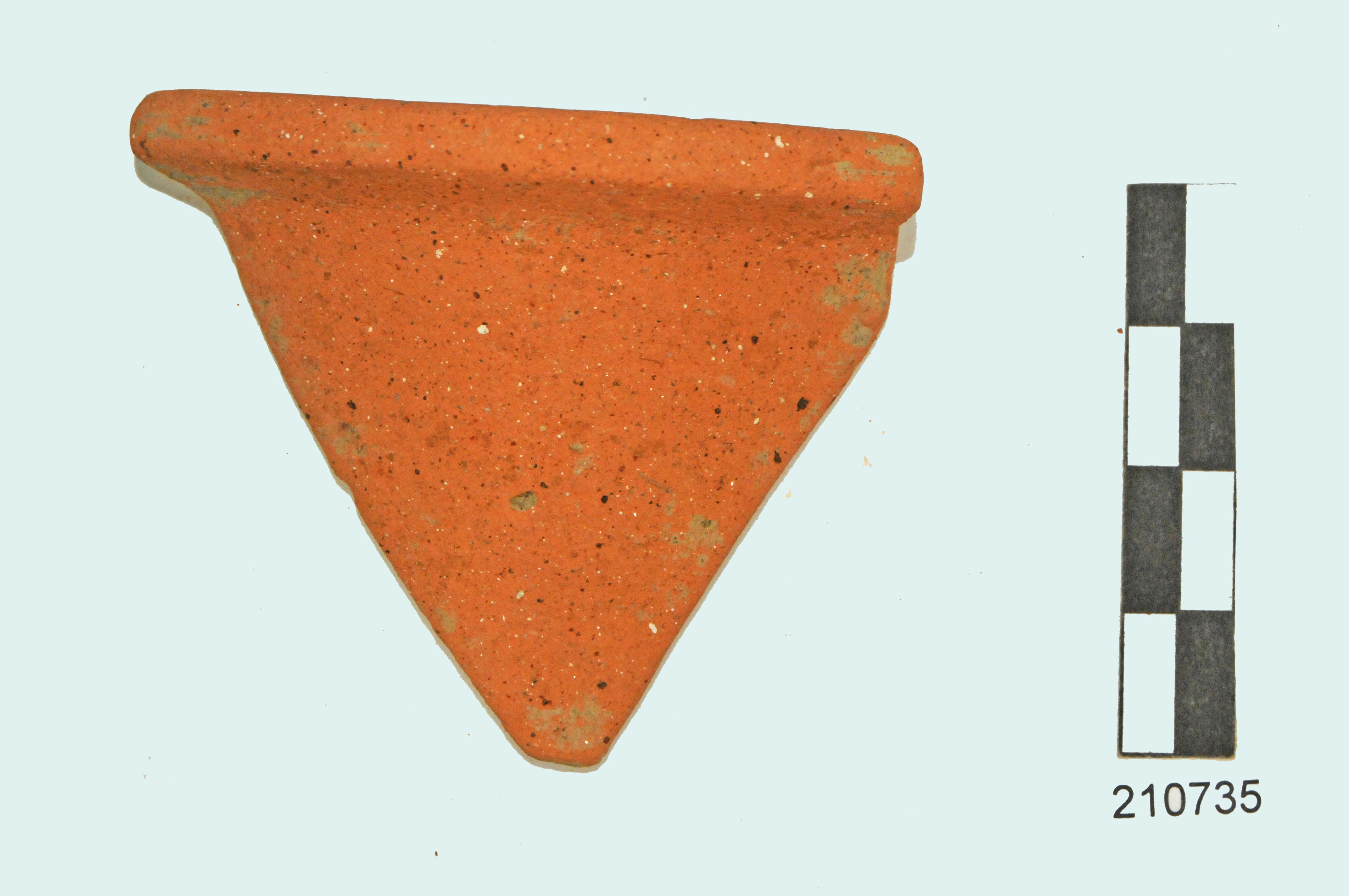 bicchiere, orlo/ parete, Serra Ridgway, vol. I, pag. 282, bicchiere troncoconico, argilla arancione, non molto depurata (II a.C./I a.C)