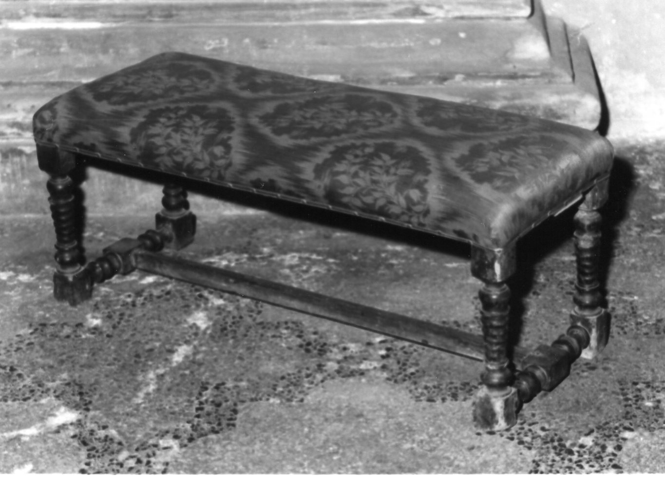 sgabello - bottega emiliana (seconda meta' sec. XVII)