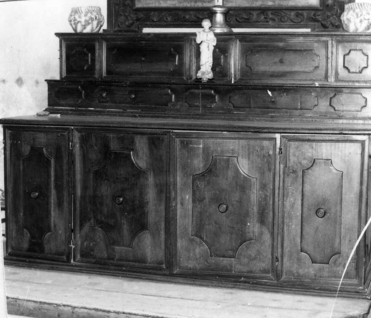 mobile da sacrestia - bottega emiliana (fine sec. XVII)