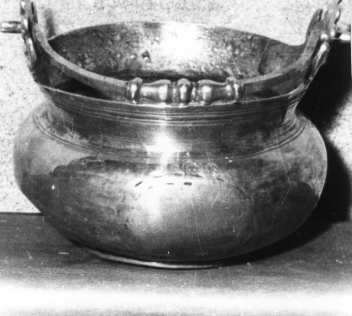 secchiello - manifattura italiana (inizio sec. XVIII)