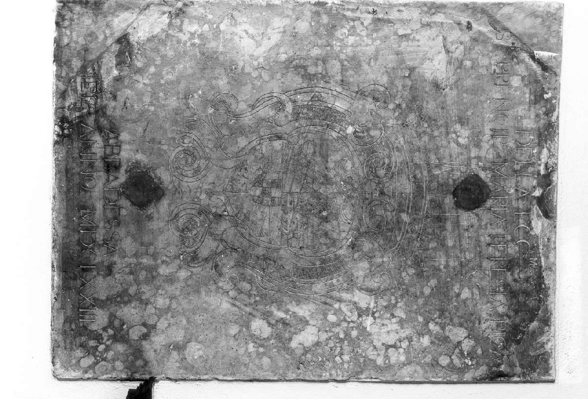 lapide tombale - manifattura emiliana (sec. XVII)