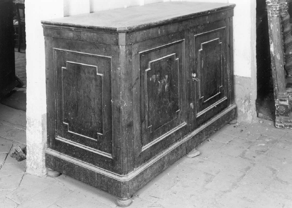 cassettone - manifattura emiliana (ultimo quarto sec. XIX)