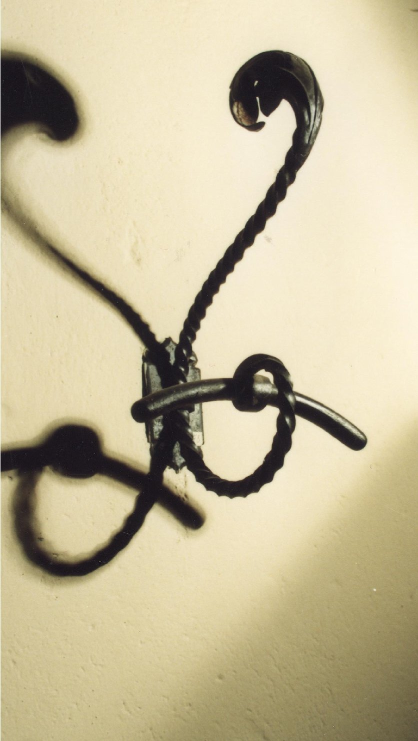 appendiabiti, insieme - produzione italiana (prima meta' sec. XX)