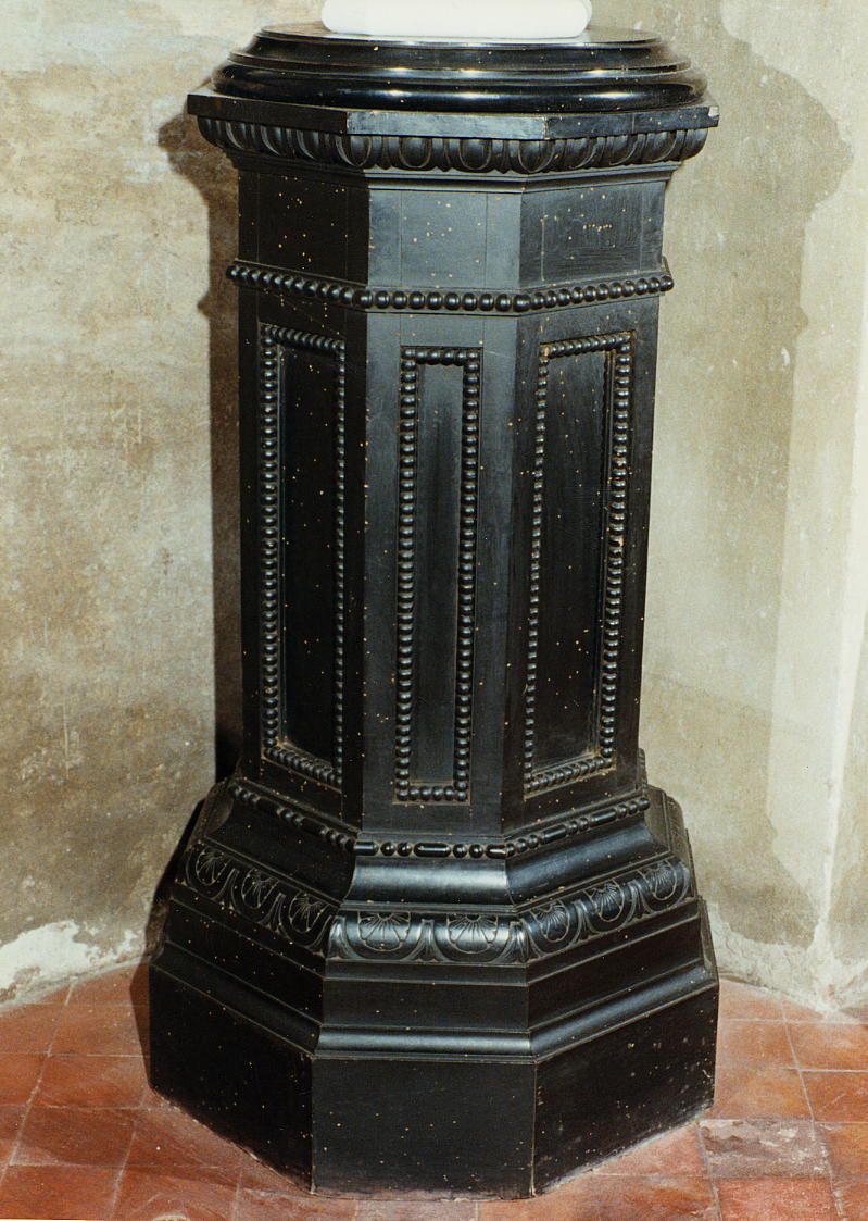 BASE DI SCULTURA - AMBITO LOMBARDO (terzo quarto SEC. XIX)