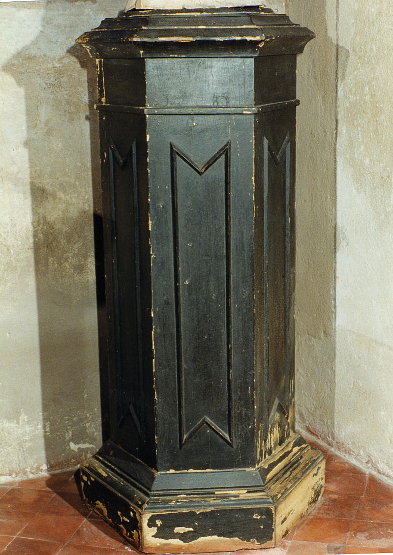 BASE DI SCULTURA - AMBITO LOMBARDO (terzo quarto SEC. XIX)