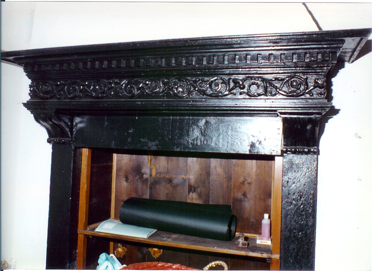 MENSOLA DA CAMINO - AMBITO LOMBARDO (SEC. XIX)