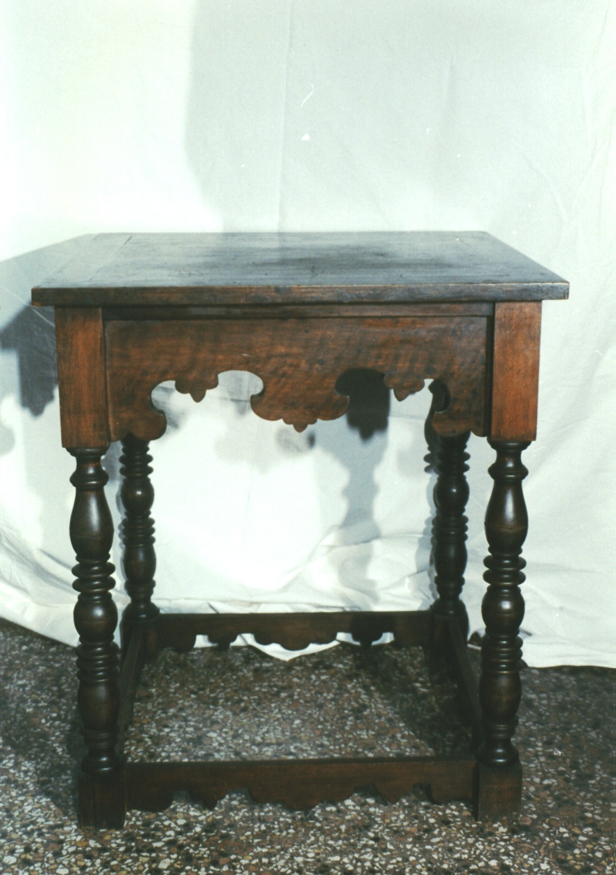 TAVOLINO - AMBITO LOMBARDO (SECC. XVII/ XIX)