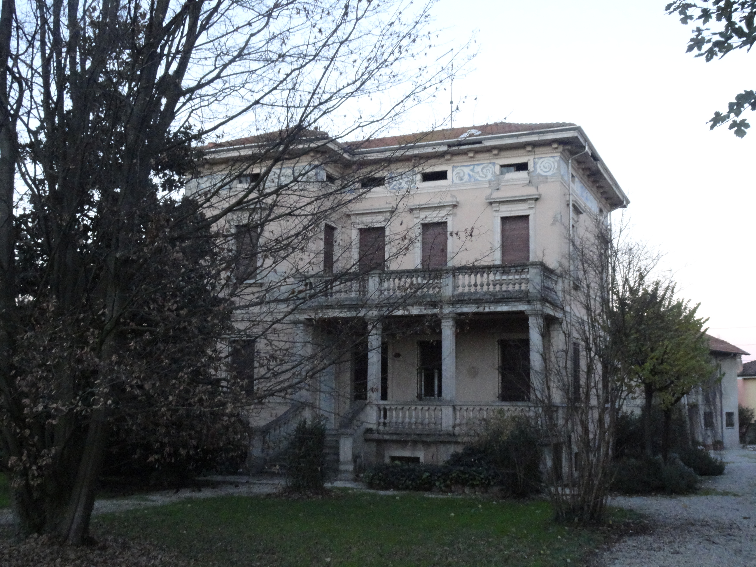 villa in via De Amicis (casa, urbana) - Moglia (MN) 