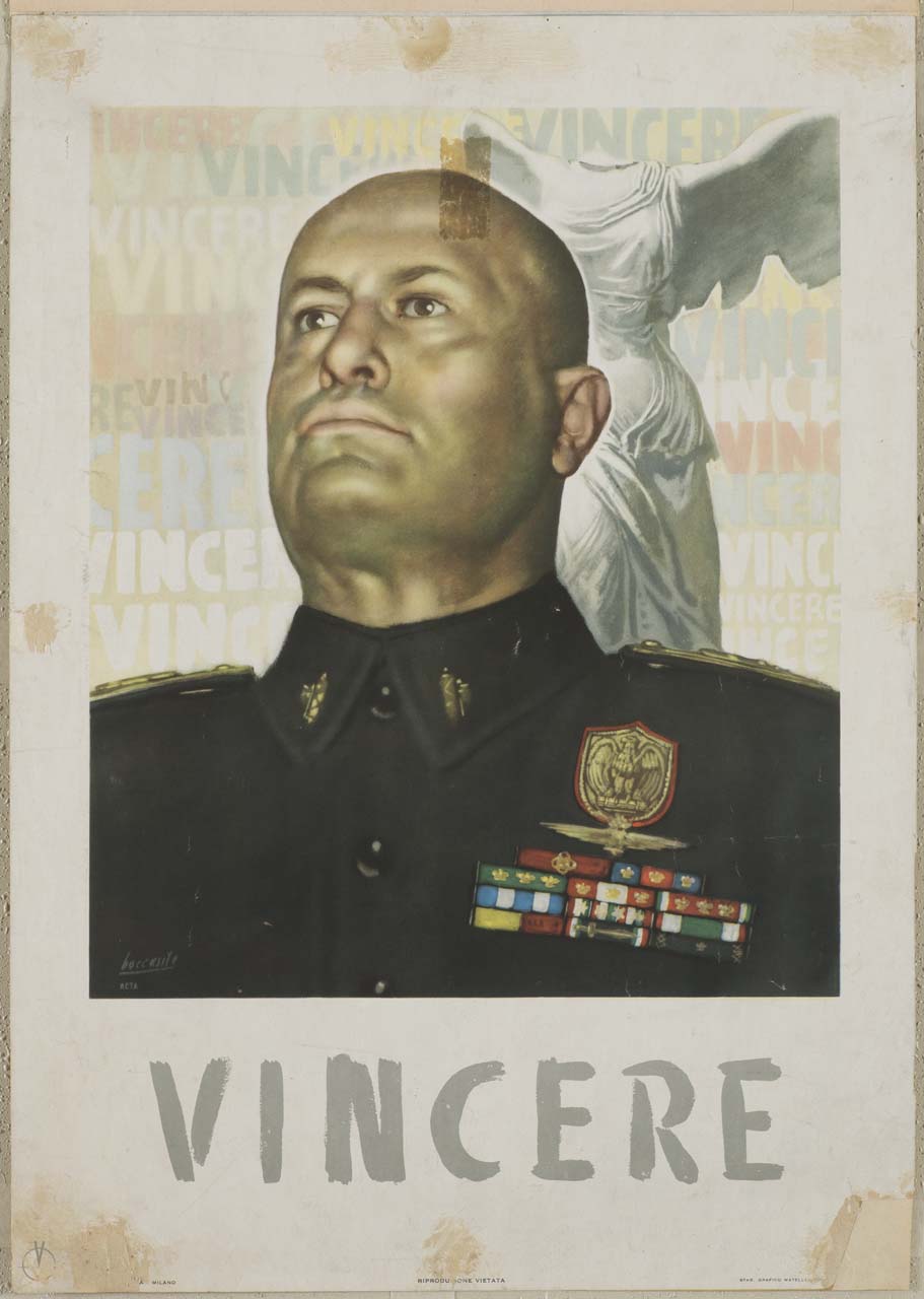 Benito Mussolini e la Nike di Samotracia (manifesto) di Boccasile Gino (sec. XX)