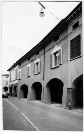 Casa Botti (casa, residenziale) - Bagnacavallo (RA)  (XVII, inizio)