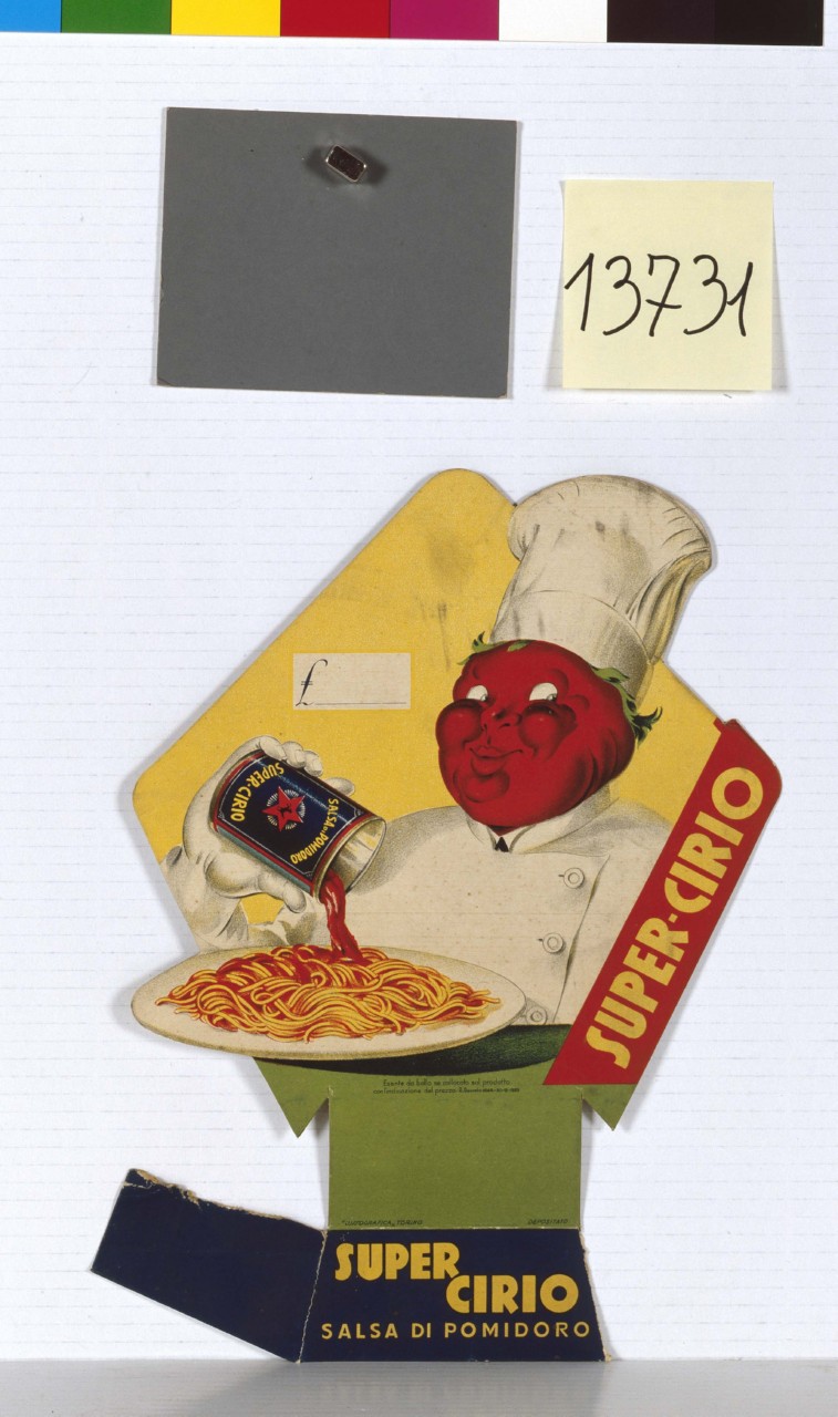 cuoco condisce con la passata di pomodoro un piatto di spaghetti (tabella) - ambito italiano (sec. XX)