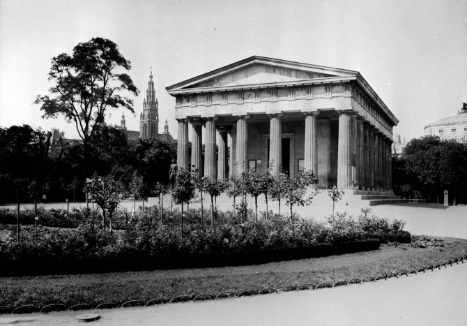 tempio veduta (negativo) di Anonimo (XX)