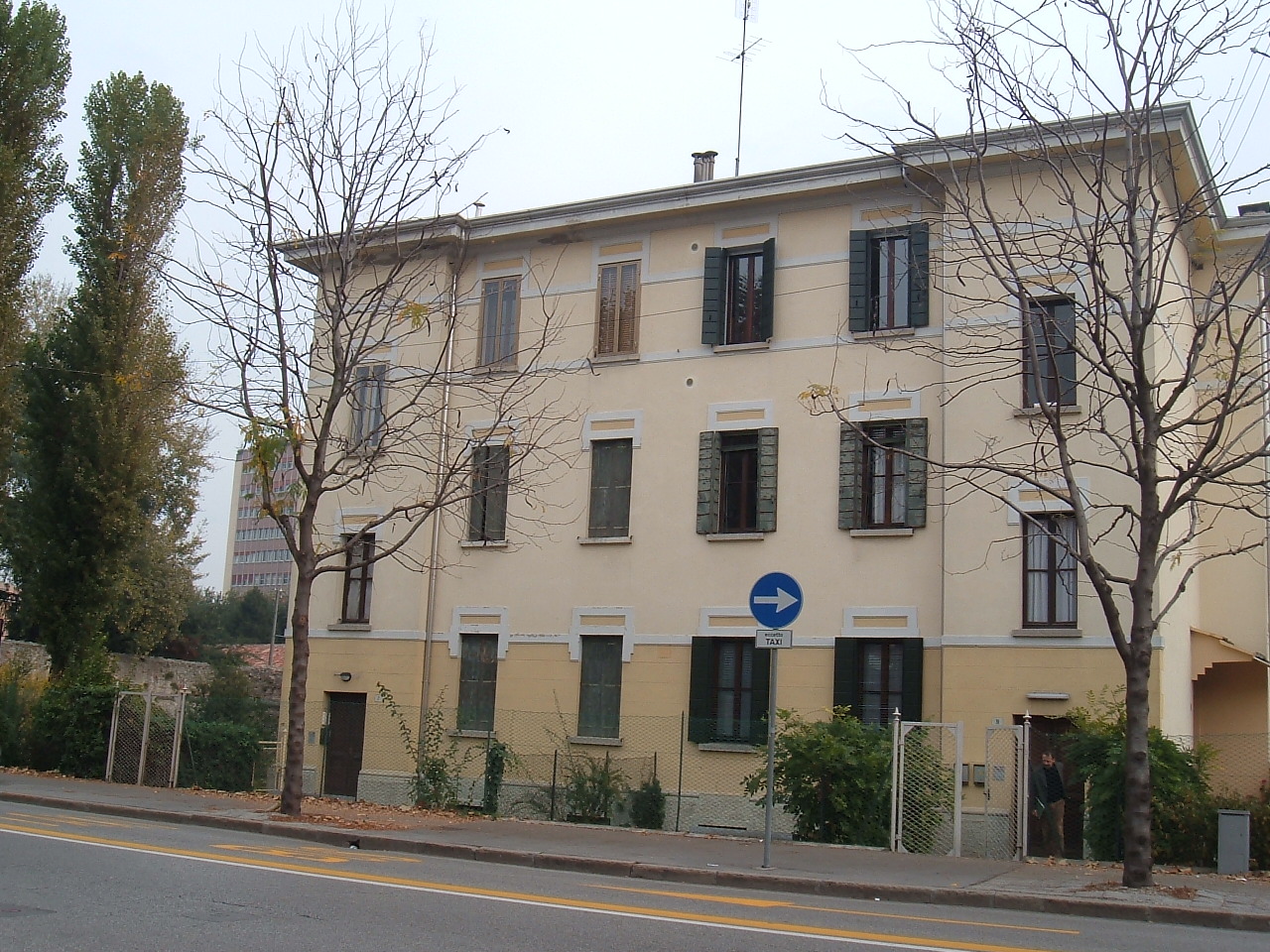 Fabbricato a blocco A.T.E.R (palazzo) - Padova (PD) 