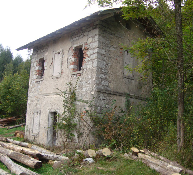 Ex Casello Ferroviario (casello) - Pieve di Cadore (BL)  (XX)