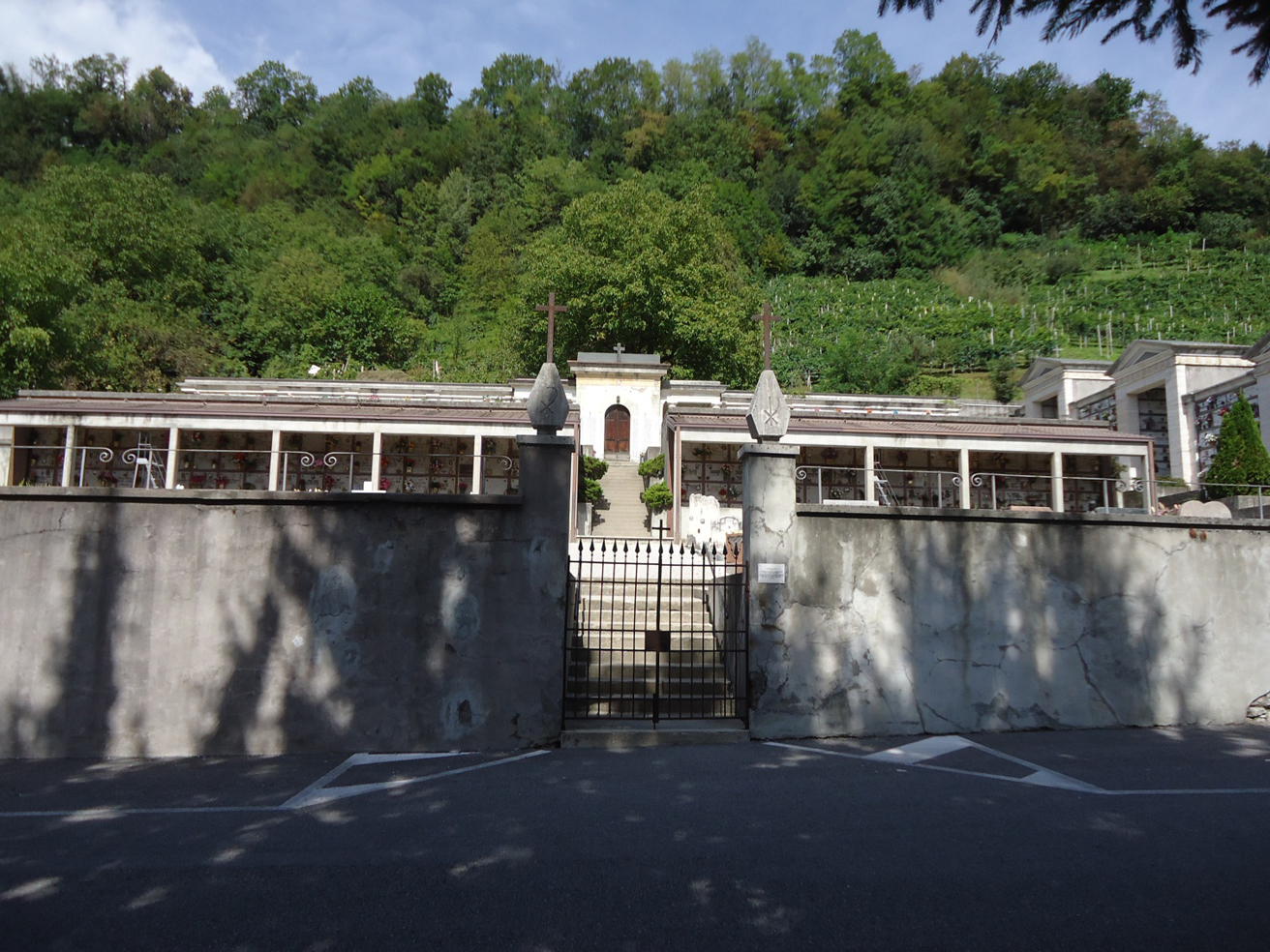 Cimitero di Mugnai (cimitero) - Feltre (BL)  (XIX)
