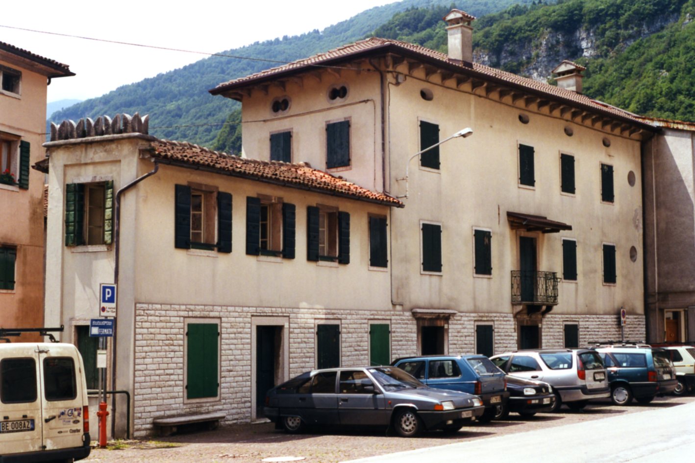 Casa Zoldan (palazzo) - Castellavazzo (BL)  (XIX)
