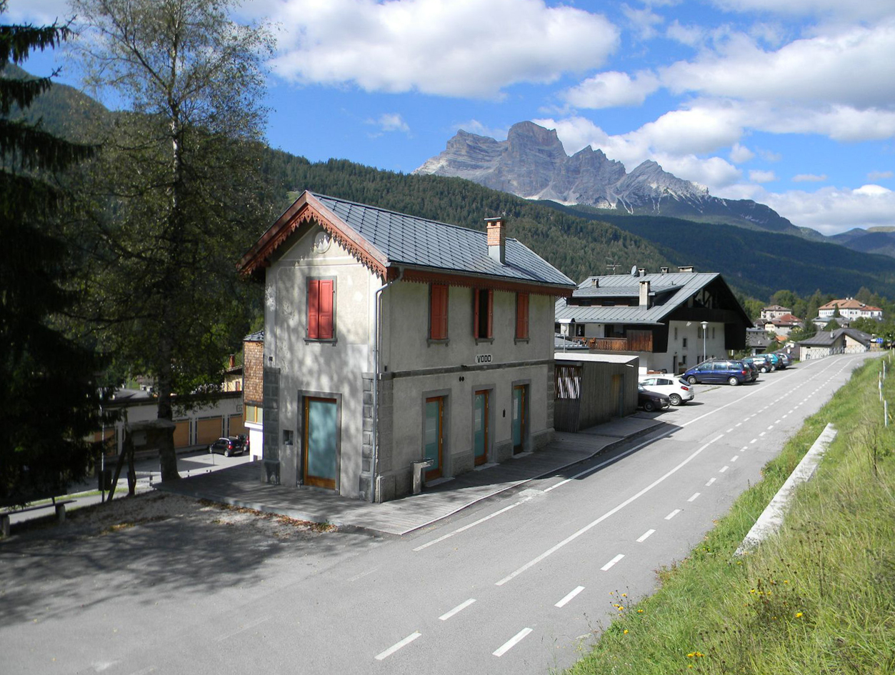 Ex Stazione Ferroviaria (stazione) - Vodo Cadore (BL)  (XX)