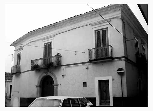 palazzo - Sannicandro Garganico (FG) 