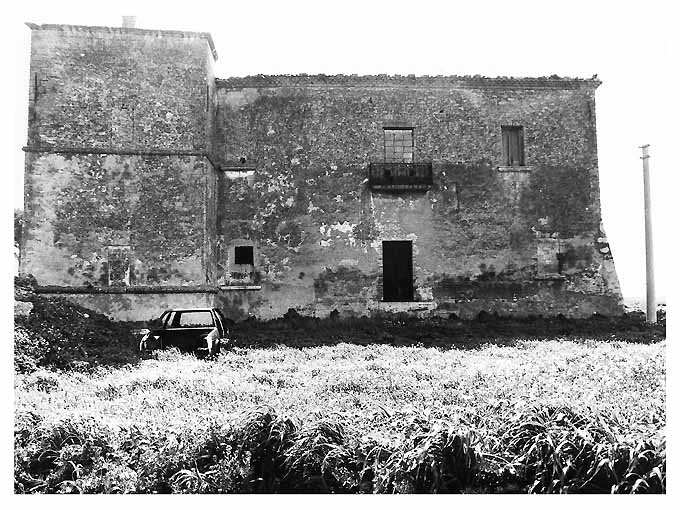 MASSERIA GIARDINO, gia' PALAZZO D'AVALOS (masseria) - Foggia (FG) 