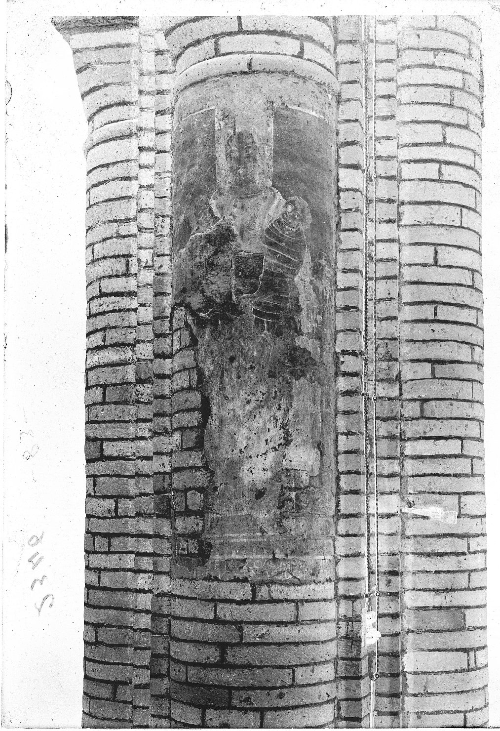 Architettura religiosa - Chiese - Interni - Elementi architettonici - Pilastri (negativo) di anonimo (XX)