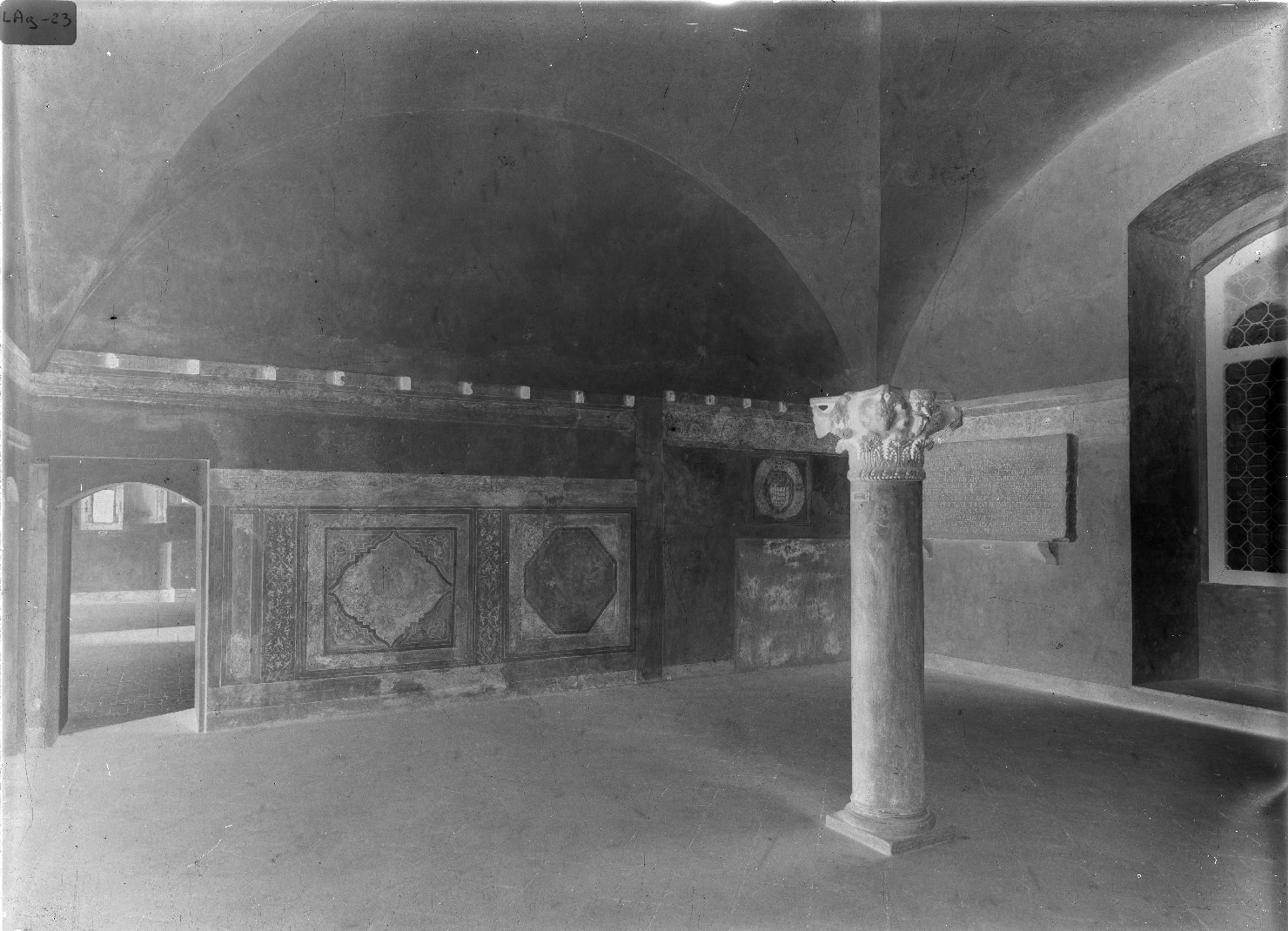 Architetture - Mantova (negativo) di Anonimo (XX)