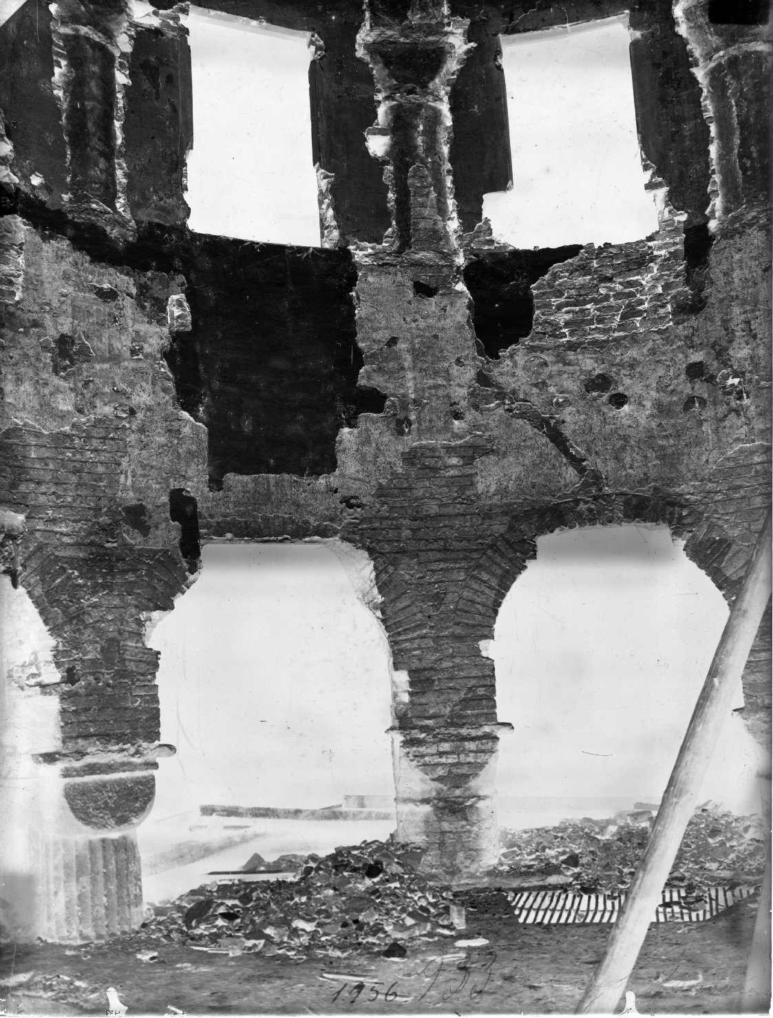 Architetture - Mantova - Chiese - Restauri (negativo) di Anonimo (XX)