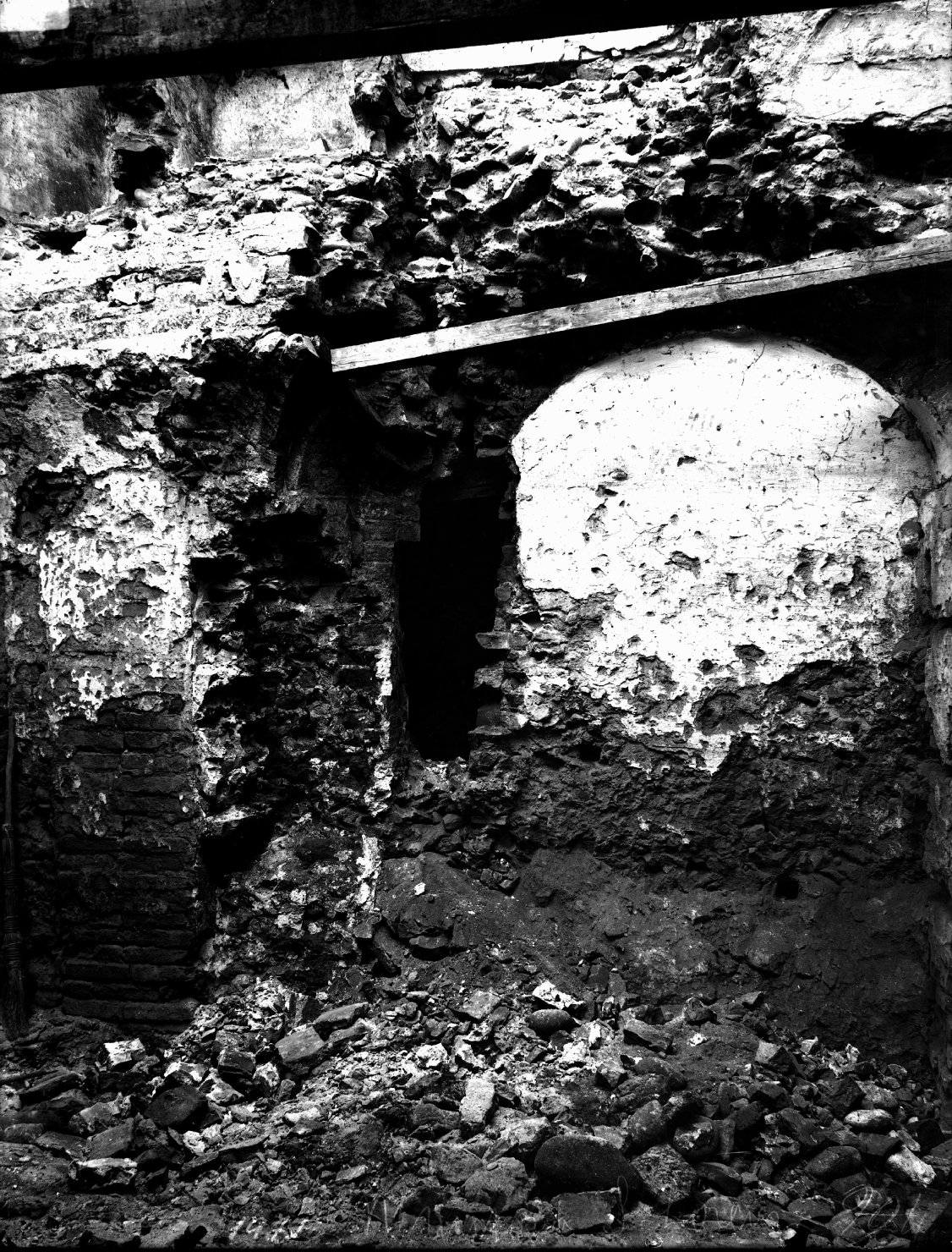 Architetture - Mantova - Chiese - Demolizioni (negativo) di Anonimo (XX)