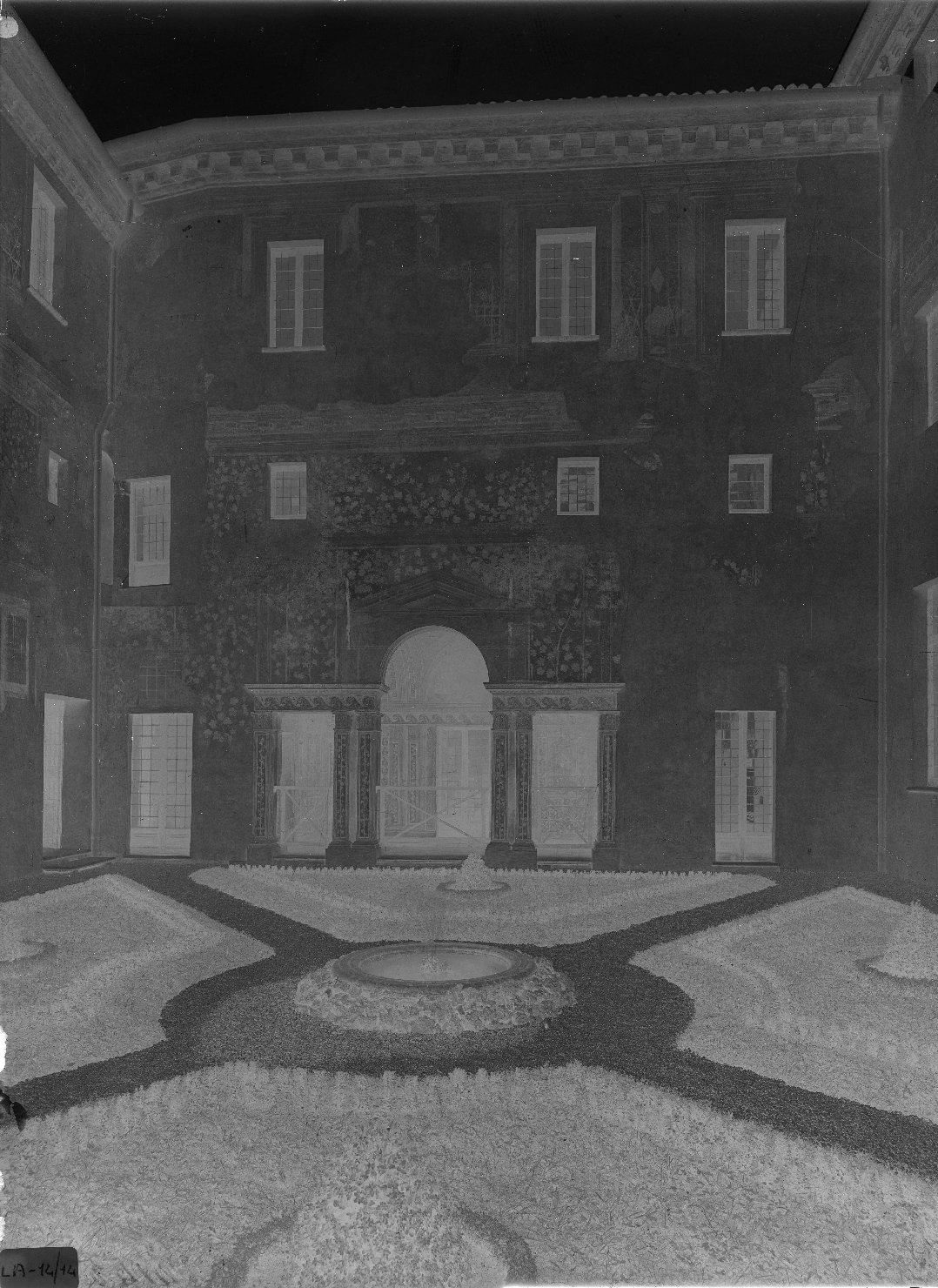 Architetture - Mantova (negativo) di Giulio Romano, Anonimo (XX)