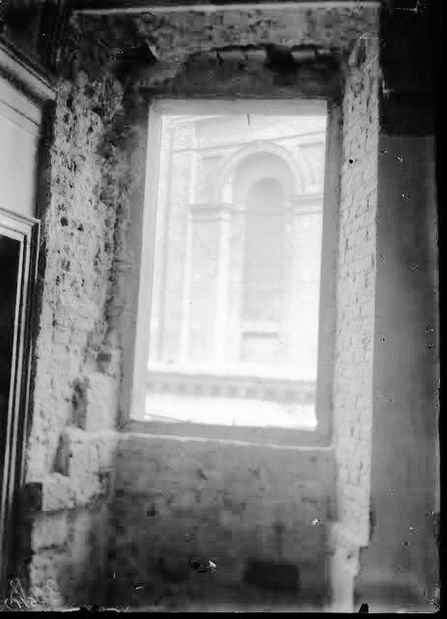 Architetture - Mantova (negativo) di Anonimo (XX)