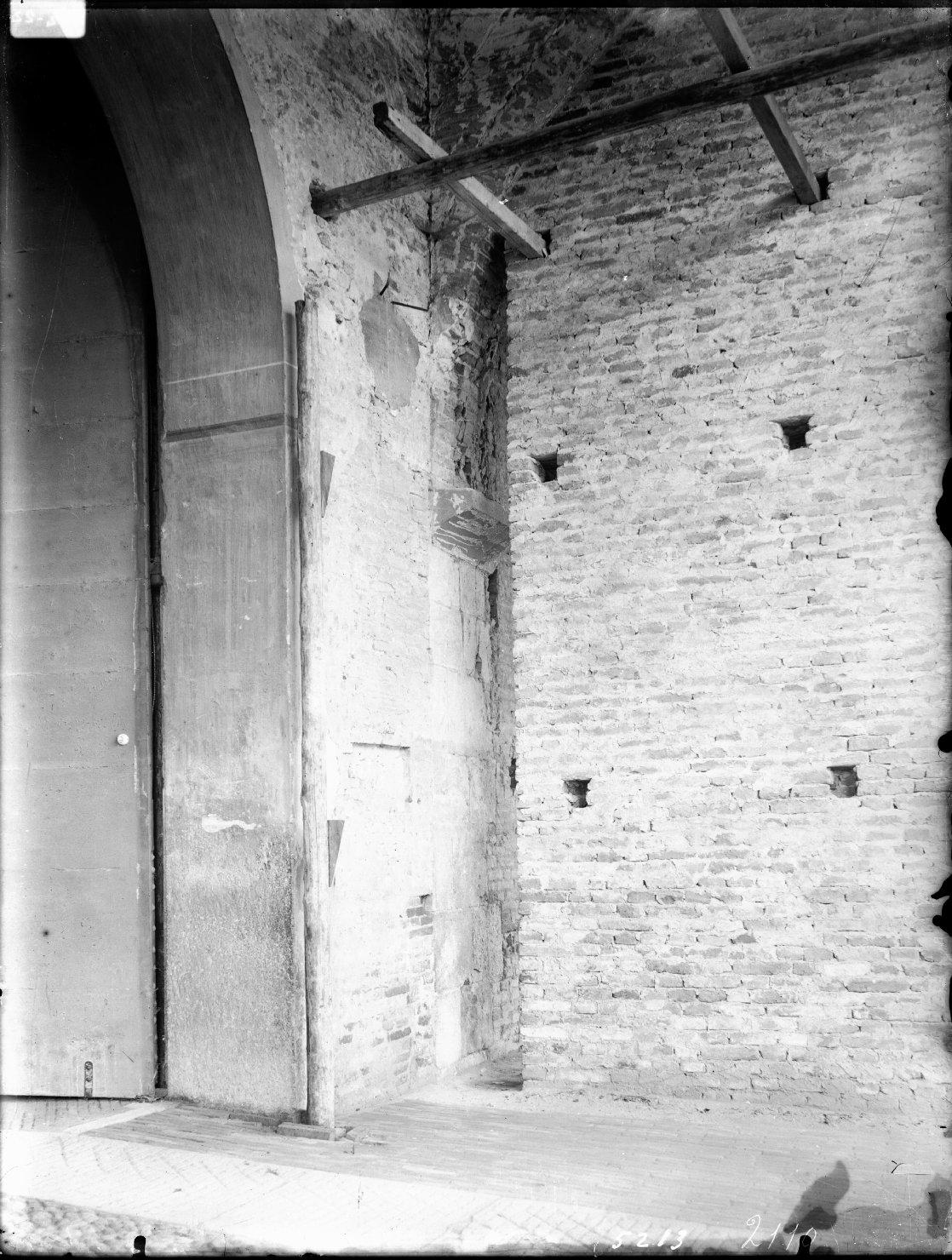 Architetture - Mantova (negativo) di Anonimo (XX)