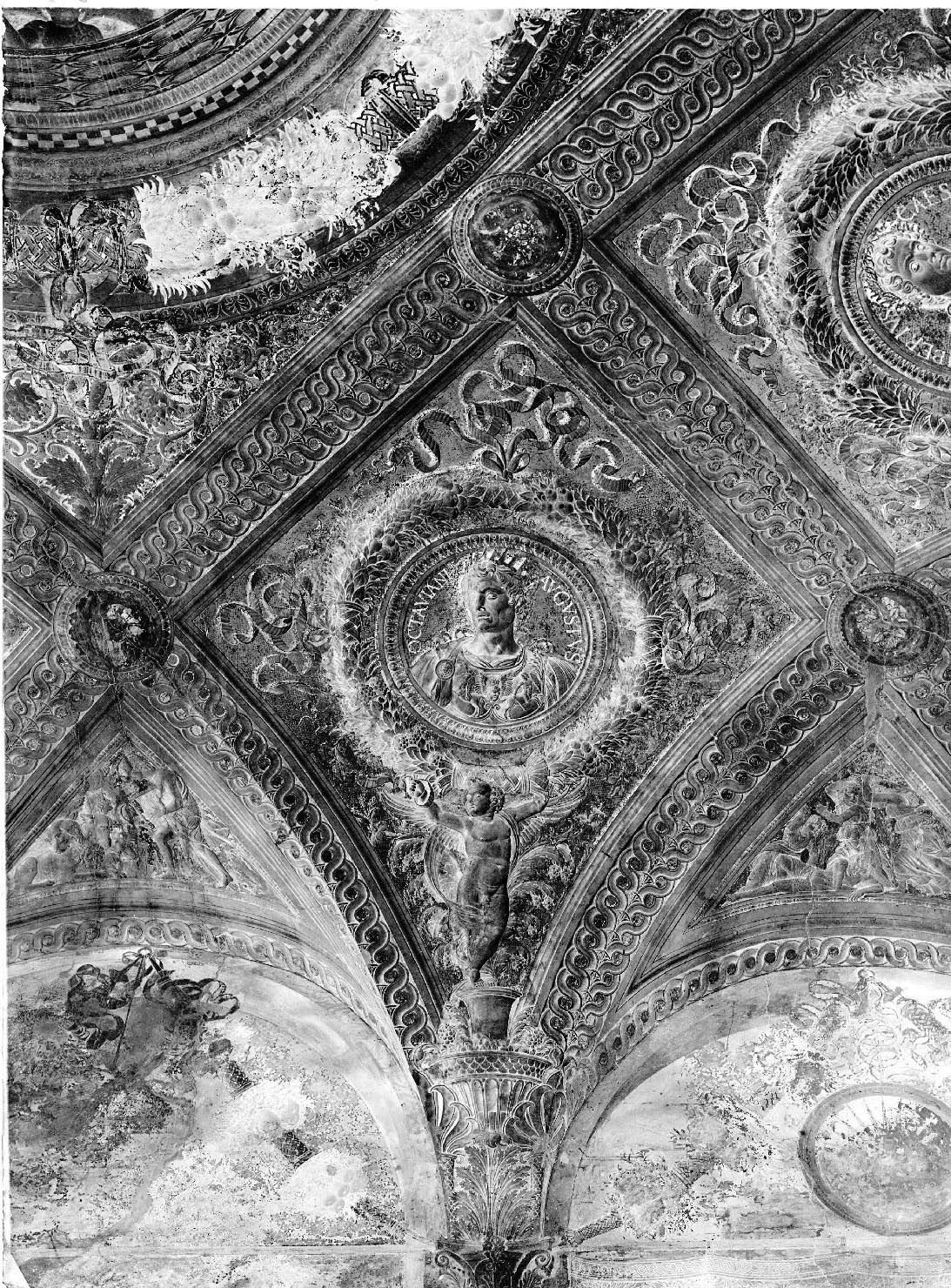 Mantova - Dipinti murali - Restauri (negativo) di Mantegna, Andrea, Anonimo (XX)