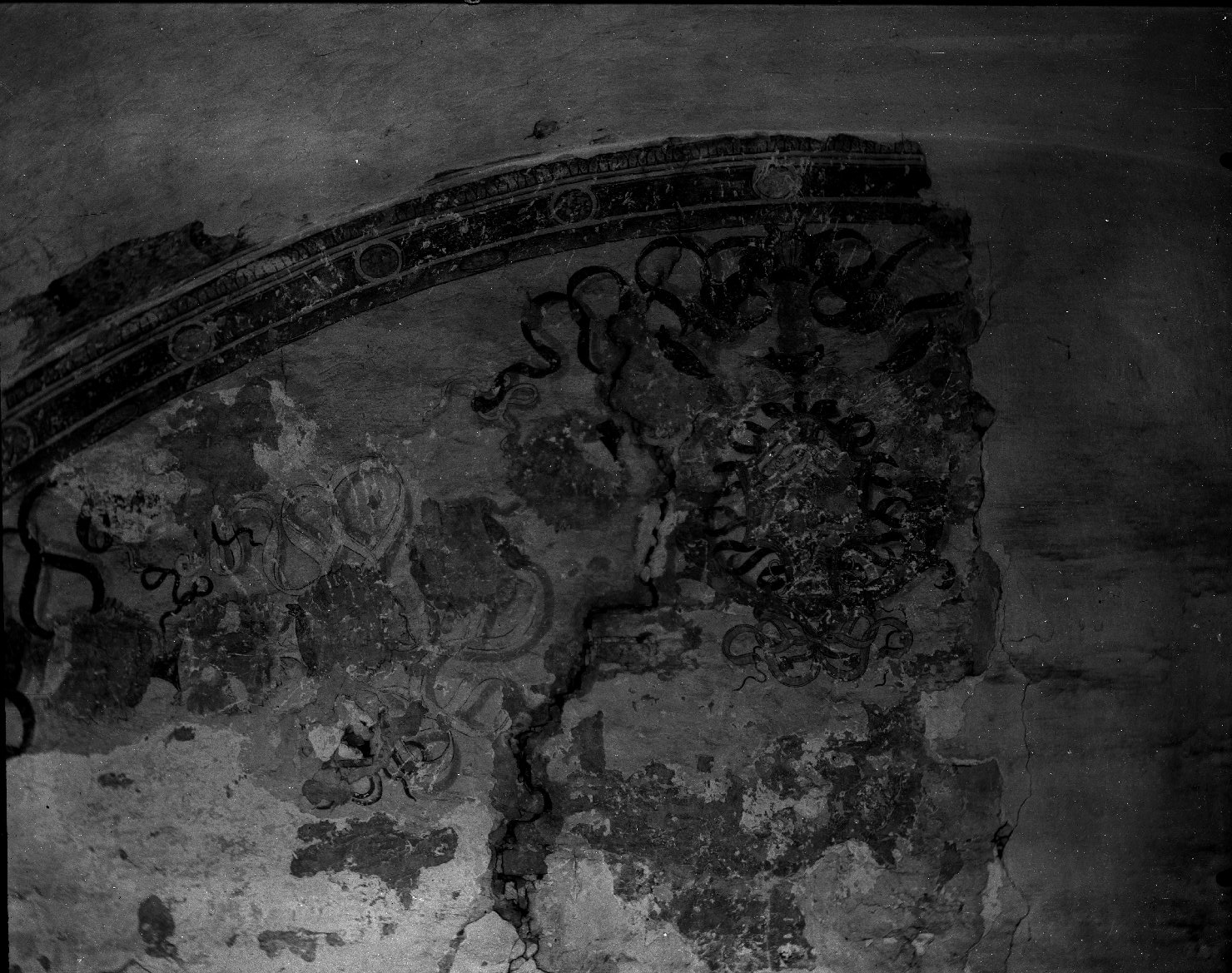 Mantova - Pitture murali - Restauri (negativo) di Anonimo (XX)