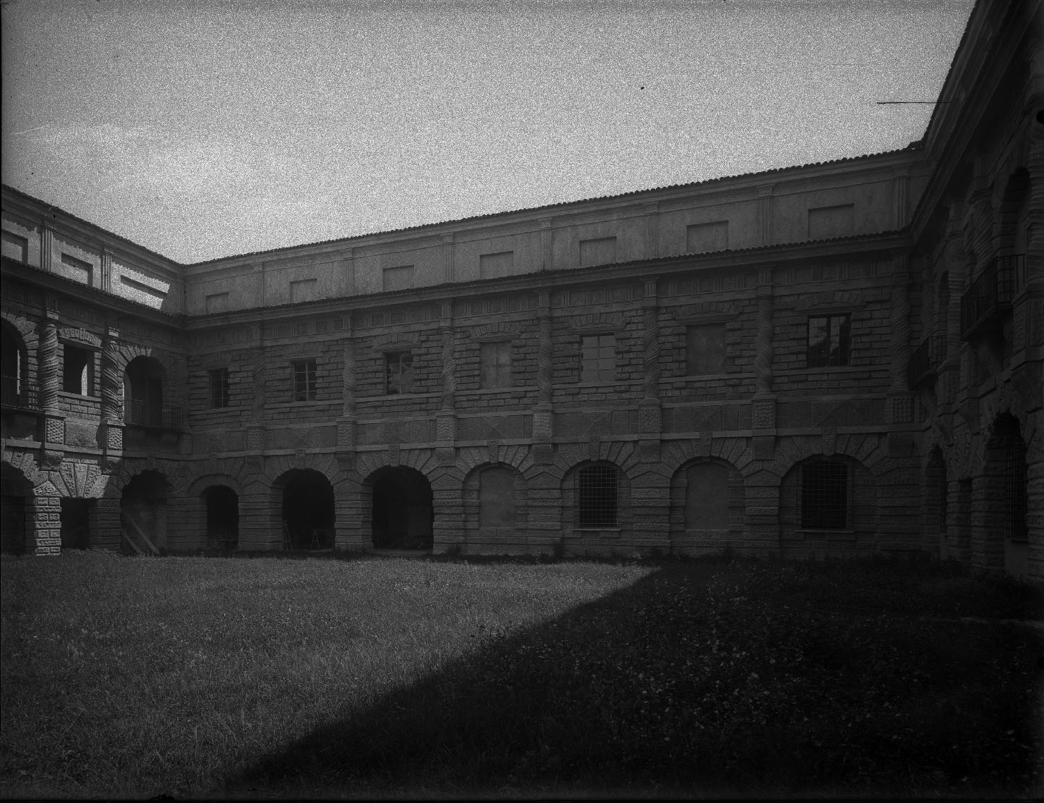 Mantova - Architetture (negativo) di Giulio Romano, Bertani, Giovanni Battista, Anonimo (XX)