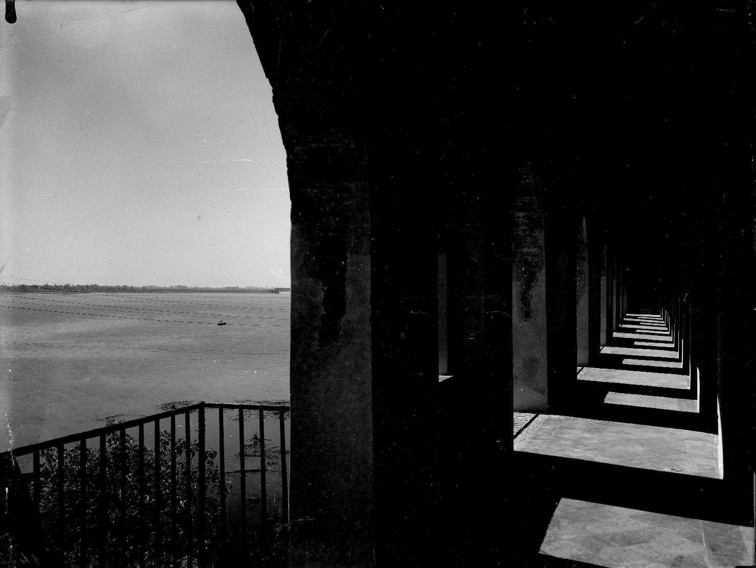 Mantova - Architetture (negativo) di Giulio Romano, Bertani, Giovanni Battista, Anonimo (XX)